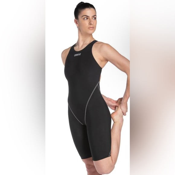 Arena ST NEXT Black Swimwear - Picture 1 of 12